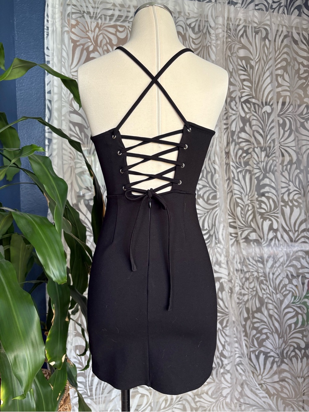 Lace up Mini Black Dress Prom Dance Date Bodycon vneck Formal